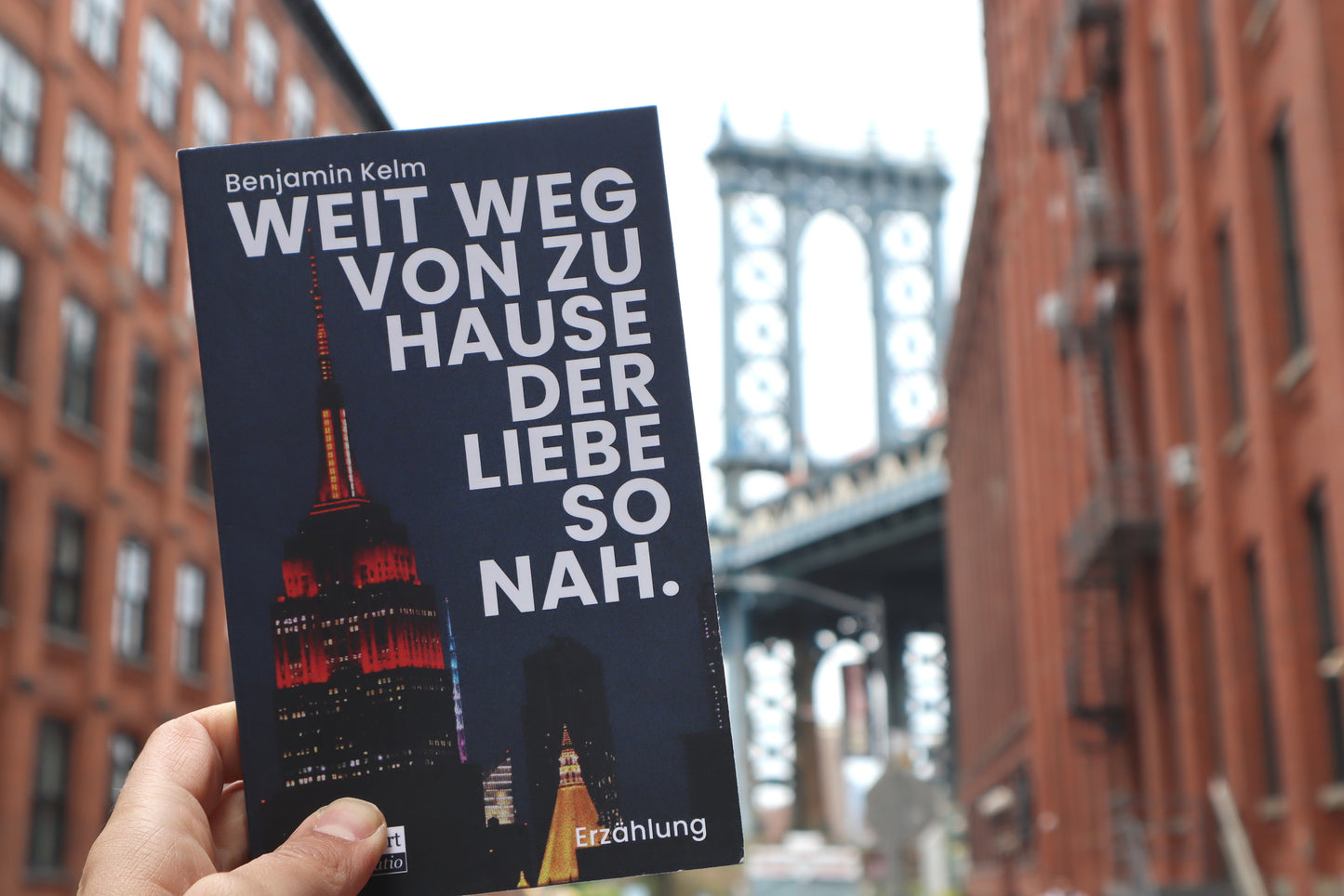 Weit weg von zu Hause der Liebe so nah. (signiert, inkl. Versand)